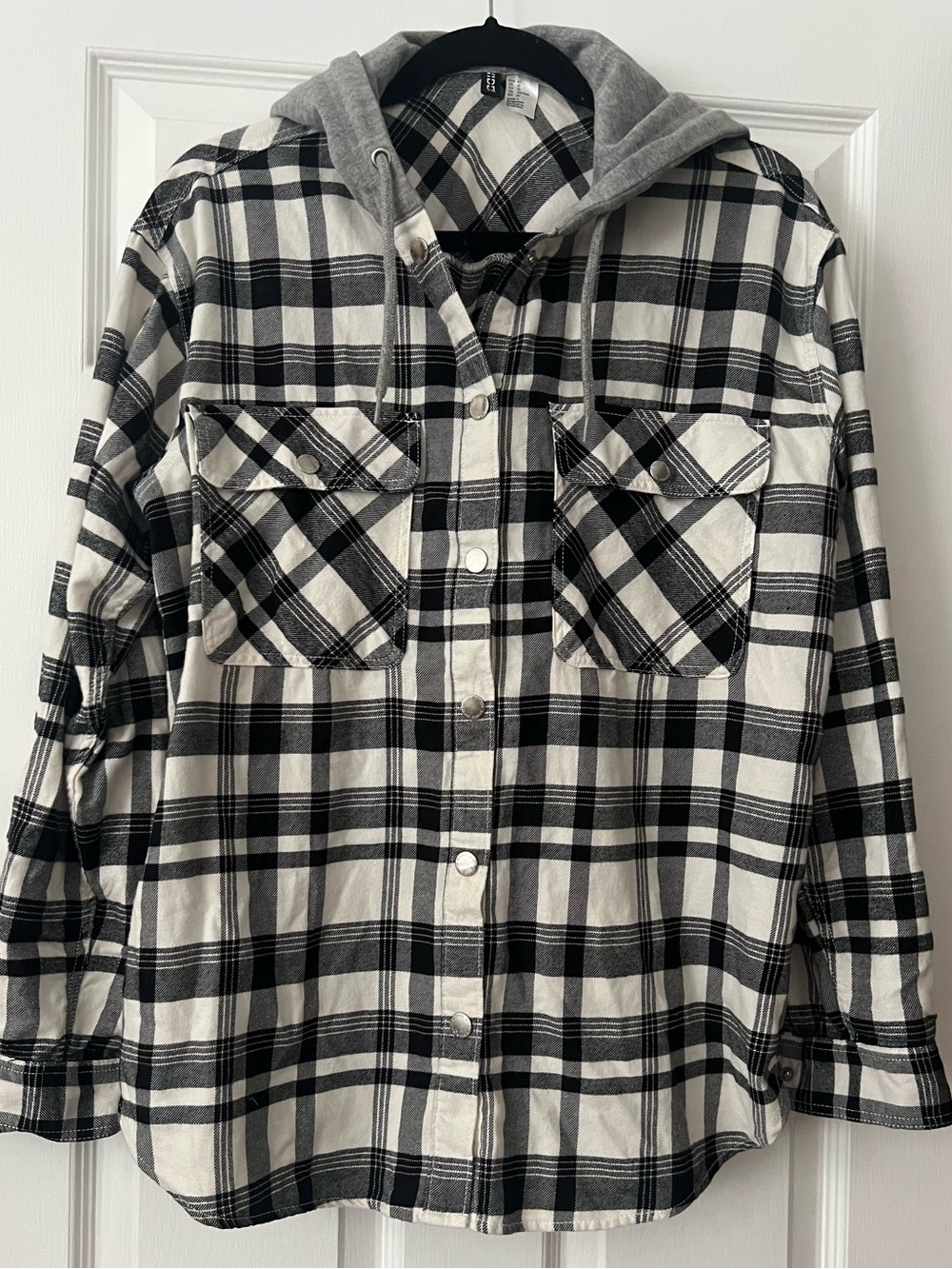 H&M Divided Women's Hoodie Black White Plaid Flannel Long Sleeve Size 10